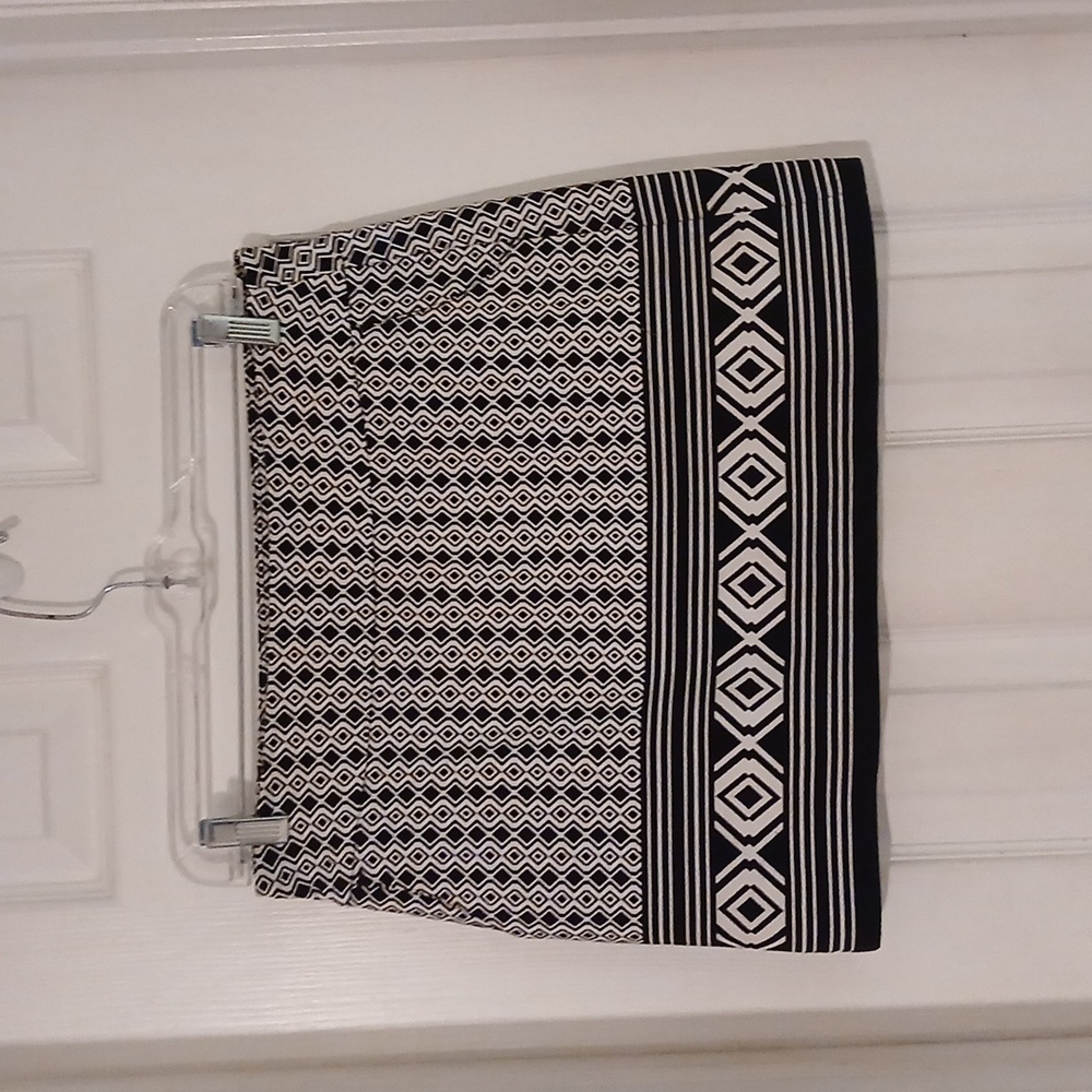 D.F.A. New York Petite skort